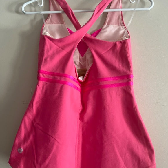 Lululemon tank - Picture 2 of 2
